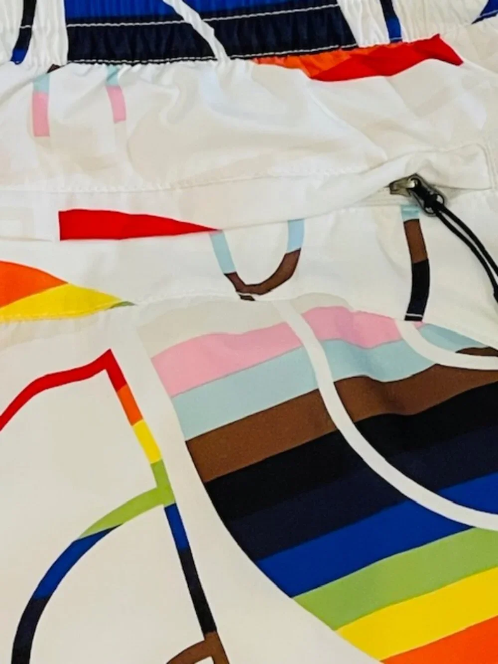The North Face Hydrenaline Water Repellent Shorts Hybrid Rainbow Pride Medium